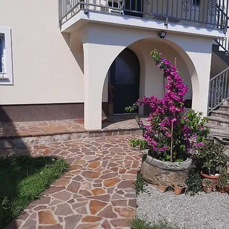 H-elios Apartment *
