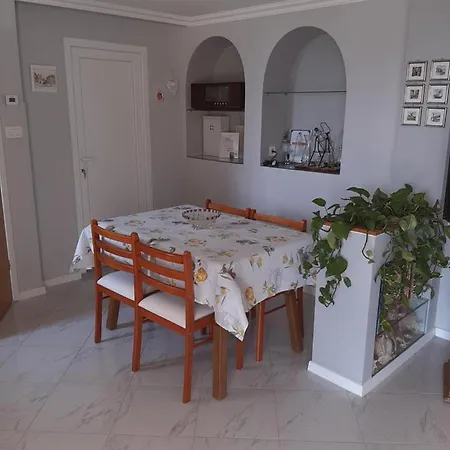 Apartment H-elios Lovran